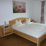 Gasthuis Woerndl 3*